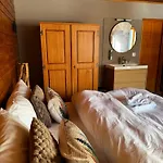 Familiehotel La Randulina بيت ريفي Ramosch