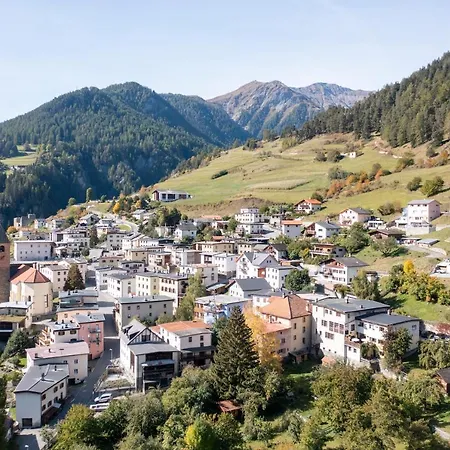 Fogadó Familiehotel La Randulina Ramosch
