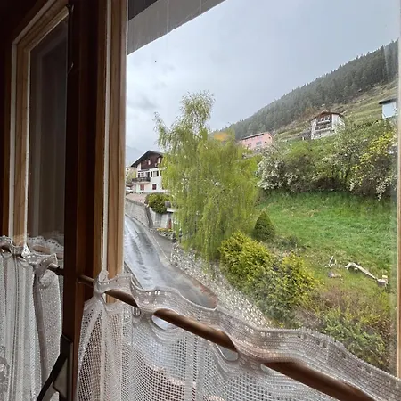 Han/Misafirhane Familiehotel La Randulina