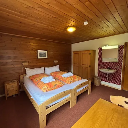 Familiehotel La Randulina * Ramosch