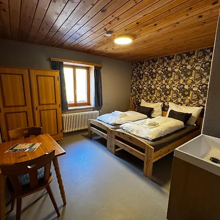 بيت ريفي Familiehotel La Randulina Ramosch