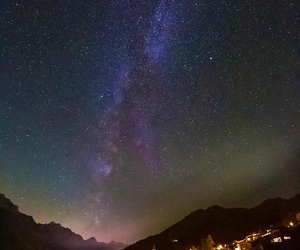 بيت ريفي Familiehotel La Randulina *