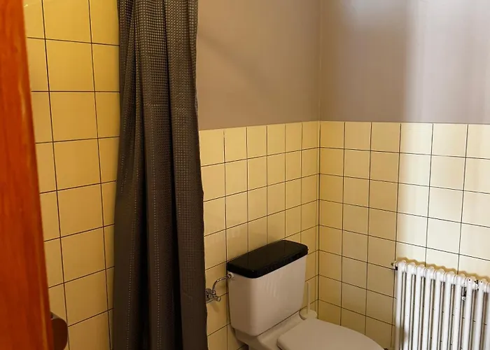 بيت ريفي Familiehotel La Randulina Ramosch