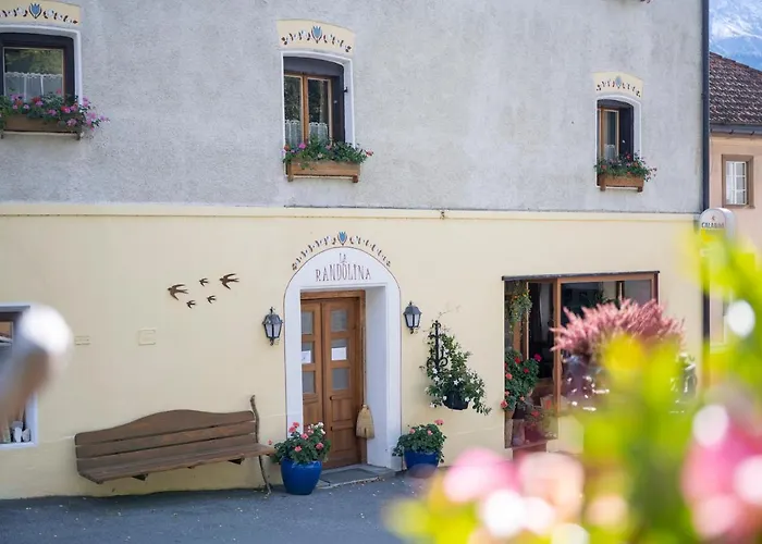Fogadó Familiehotel La Randulina
